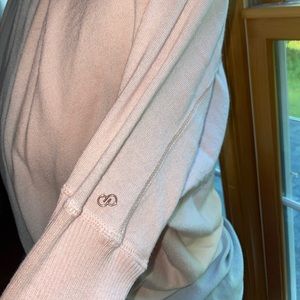 Ombré Calia by Carrie Underwood Athletic Shawl